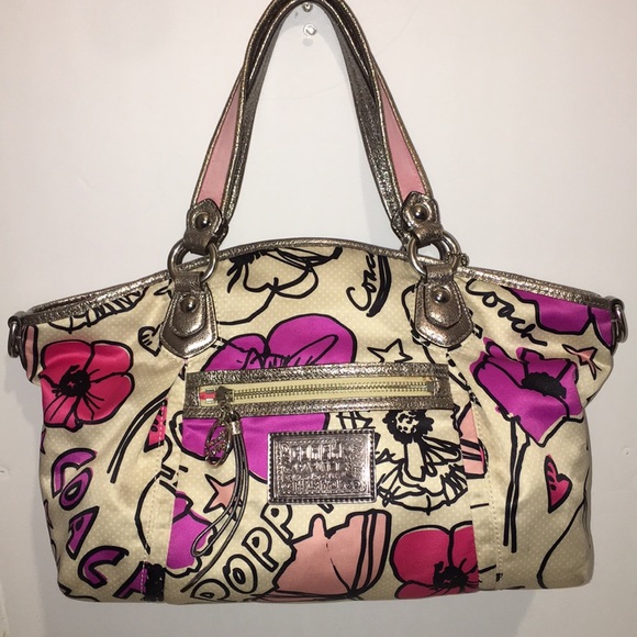 Coach Handbags - Poppy coach bag